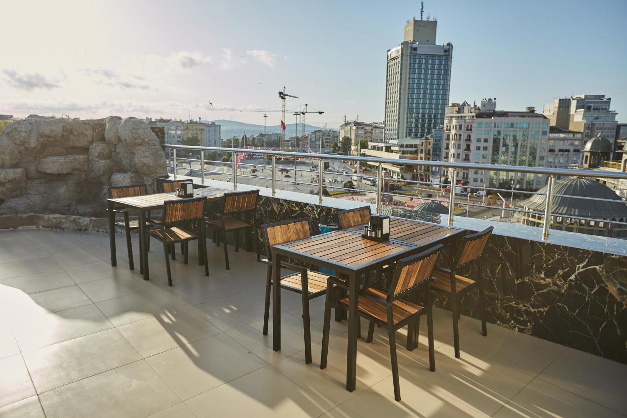 Aparthotel Royal Pera Taksim Estambul Exterior foto
