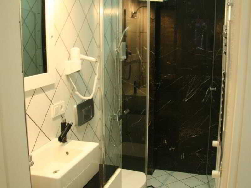 Aparthotel Royal Pera Taksim Estambul Exterior foto